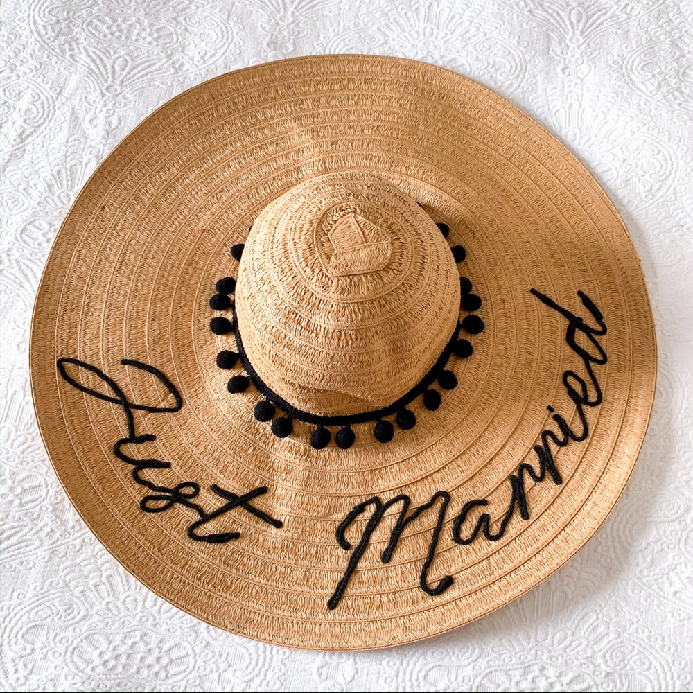 Altar’d State Just Married Beach Hat 💍